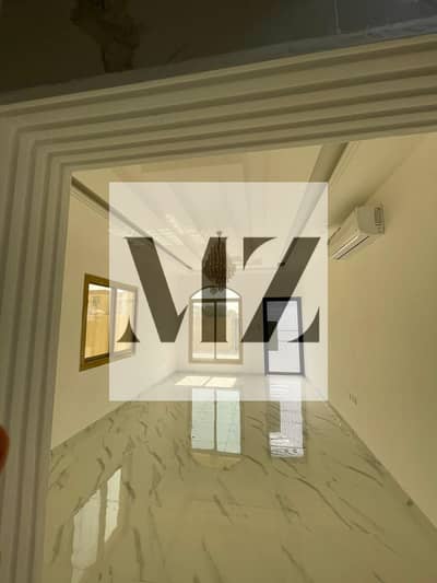 5 Bedroom Villa for Sale in Al Rawda, Ajman - صورة واتساب بتاريخ 2025-05-13 في 13.42. 48_0fcc43eb. jpg