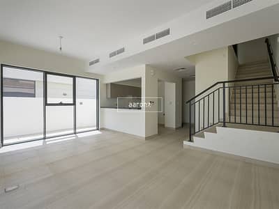4 Bedroom Villa for Rent in DAMAC Hills, Dubai - Elegant Villa | Park View | Spacious Landscaped
