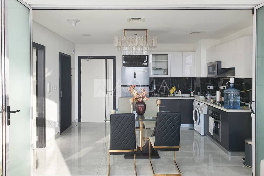 Top Floor | Stylish 1BR | Near Metro Top Floor | Stylish 1BR | Near Metro
