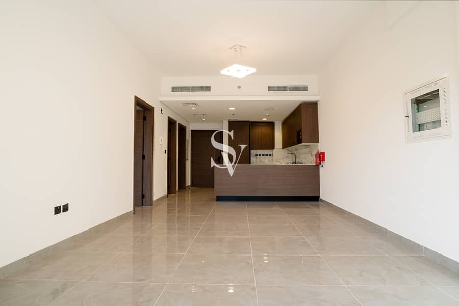 Rented | Villa View | High Floor | Study Rented | Villa View | High Floor | Study