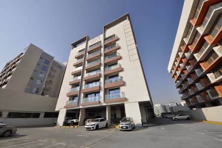 Studio for Rent in Dubai Land Residence Complex, Dubai - _DSC0107. JPG