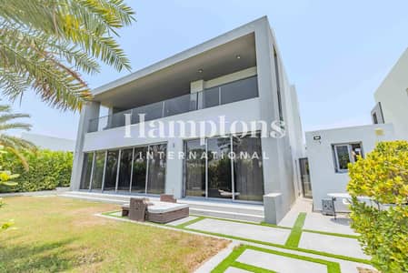 Corner Unit | Green Belt | Upgraded