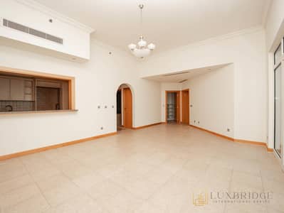 2 Bedroom Flat for Rent in Palm Jumeirah, Dubai - Vacant | Unfurnished | Prime Location