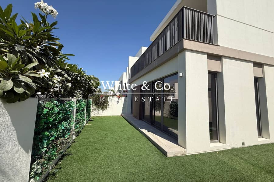 位于蒂拉尔阿尔加夫综合社区,伊兰住宅区 4 卧室的联排别墅 265000 AED - 11634093 位于蒂拉尔阿尔加夫综合社区,伊兰住宅区 4 卧室的联排别墅 265000 AED - 11634093