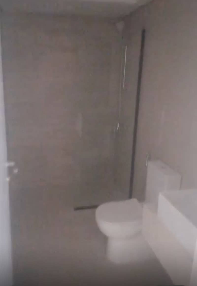 10 d868998d-95e3-4faa-90ee-fc4e4810b825. jpeg