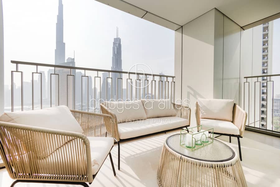 HIGH FLOOR | LUXURY FURNISHED | READY TO MOVE IN HIGH FLOOR | LUXURY FURNISHED | READY TO MOVE IN