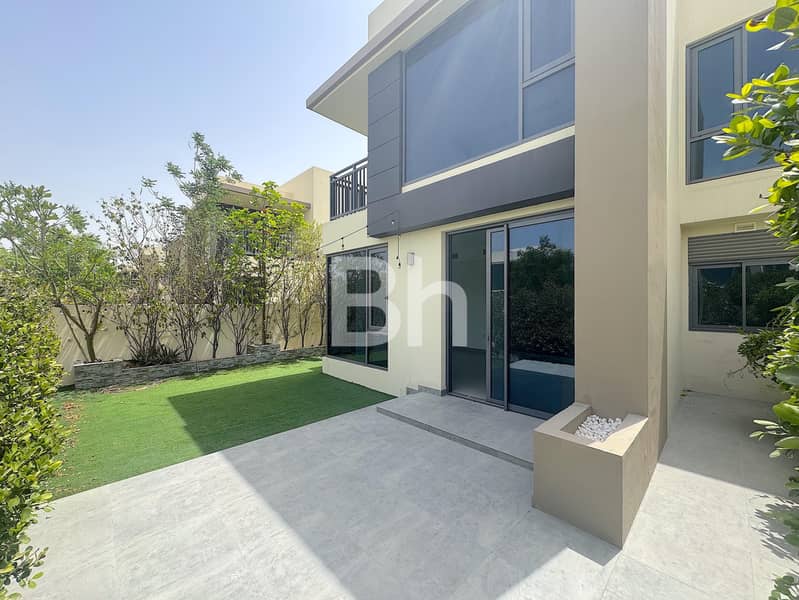 Green Belt Facing | Modern Kitchen | Available Now Green Belt Facing | Modern Kitchen | Available Now