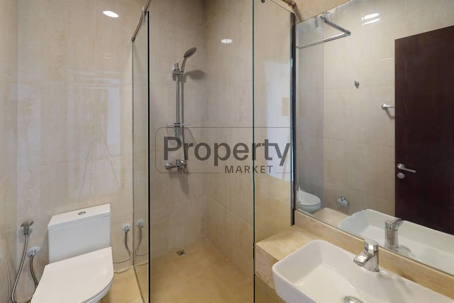17 Al-Jaddaf-Binghatti-Gateway-2BR-Bathroom. jpg