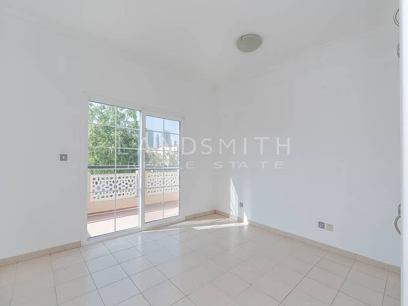 19 JAY06121-Edit copy. jpg