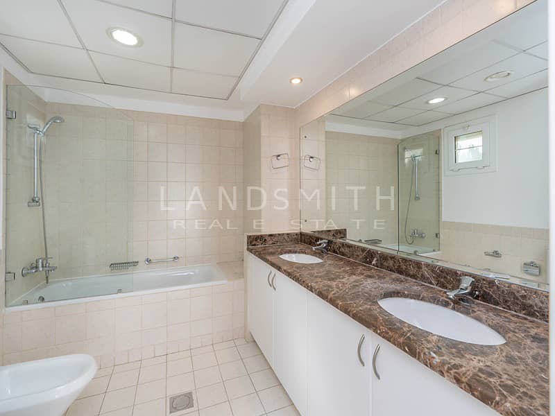 18 JAY06137-Edit copy. jpg