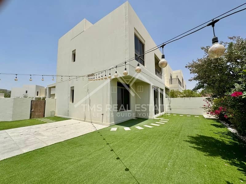 Vacant Corner Unit | Huge Plot | Fully Landscaped Vacant Corner Unit | Huge Plot | Fully Landscaped