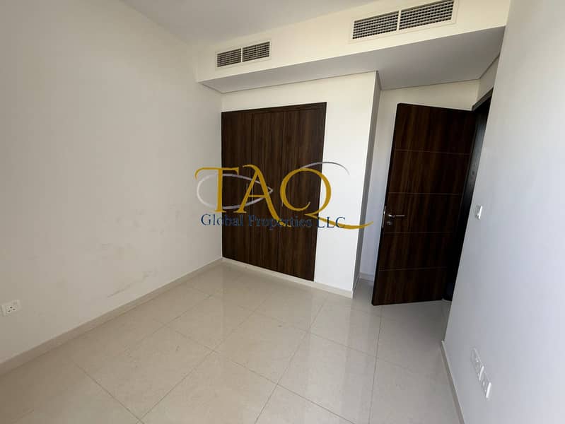 5 7dc5bd6d-8951-49ae-9eca-c0b91ef92444. jpg