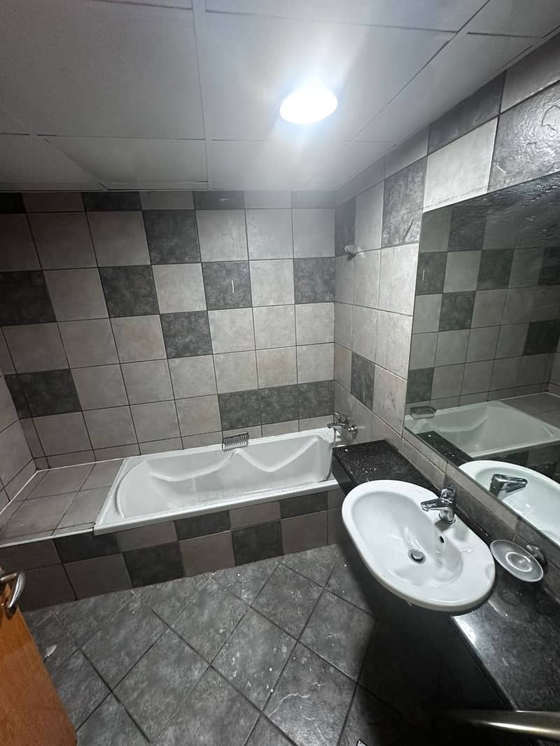 8 IMG-20250511-WA0786. jpg