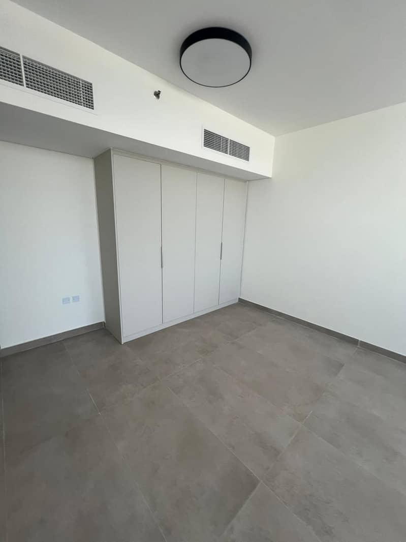 13 ee8c2cc7-ac2a-4cb1-beba-c5ff90be135f. jpg