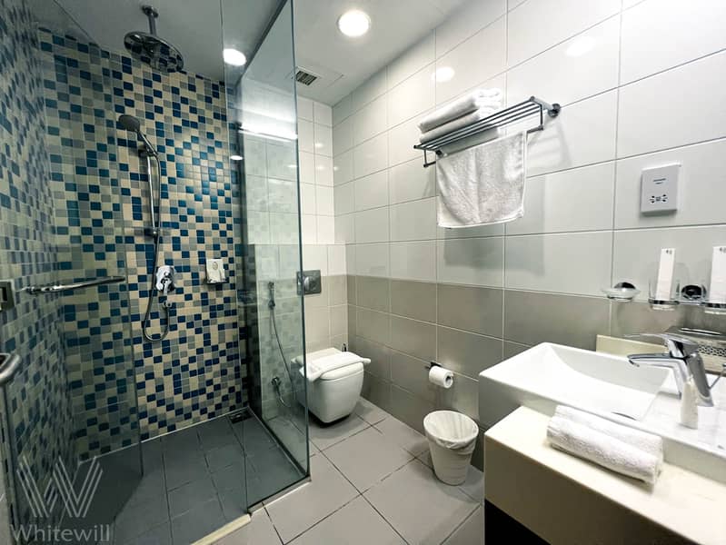 8 703 Bath. jpg