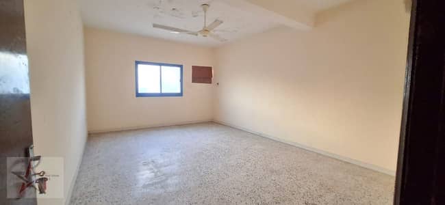 2 Cпальни Апартаменты в аренду в Аль Шувайхиан, Шарджа - IMG-20250513-WA0105. jpg