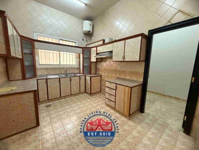 Good Option 3Bedrooms,Majilis,Maid Room,4Bath,Spacious Kitchen