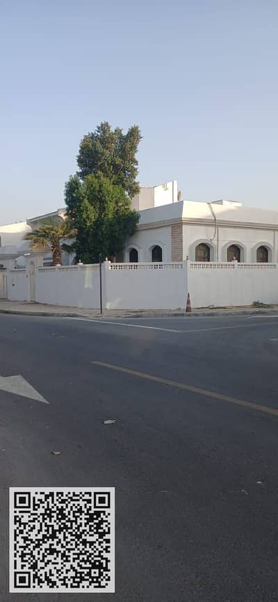 5 Bedroom Villa for Sale in Al Rifah, Sharjah - 5f016950-4a7c-429a-918c-9a88a4d7b32e. jpg