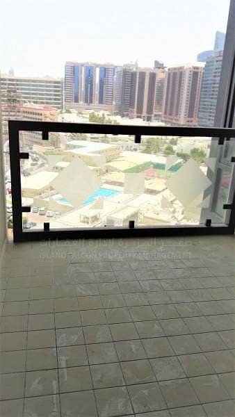 Amazing !!! 3 BR Apt with Maid's & Parking in Corniche Area