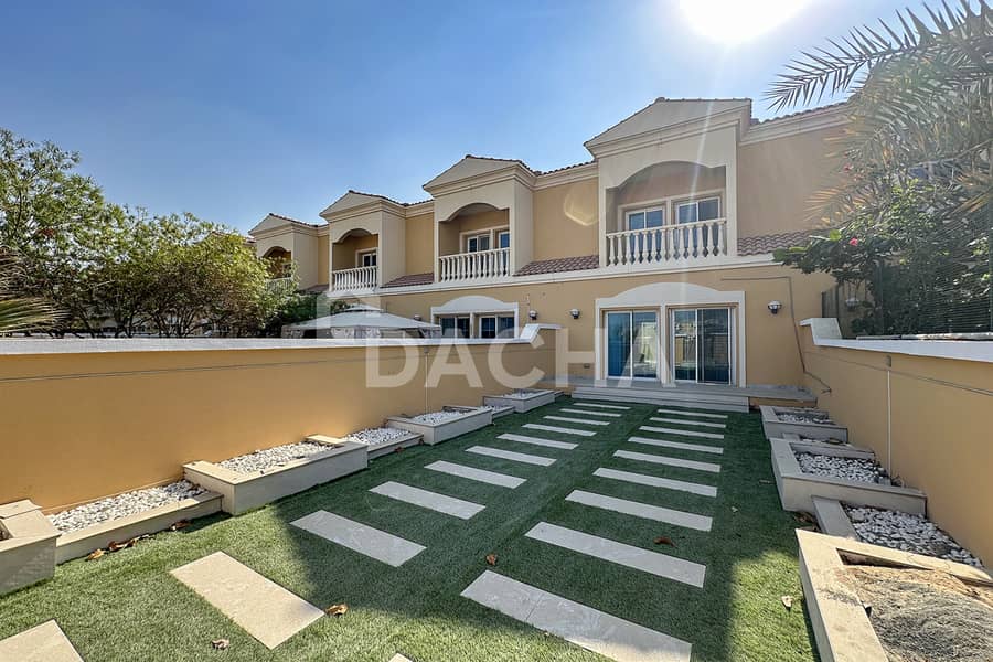 UPGRADED! / Conv. to 2Br / Single Row UPGRADED! / Conv. to 2Br / Single Row