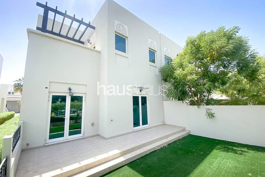 位于阿尔弗雷德街区,阔塔什别墅区 3 卧室的联排别墅 4225000 AED - 11638555 位于阿尔弗雷德街区,阔塔什别墅区 3 卧室的联排别墅 4225000 AED - 11638555