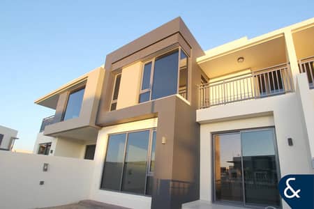 4 Bedroom Villa for Rent in Dubai Hills Estate, Dubai - Park Backing | Vacant Now | Unfurnished