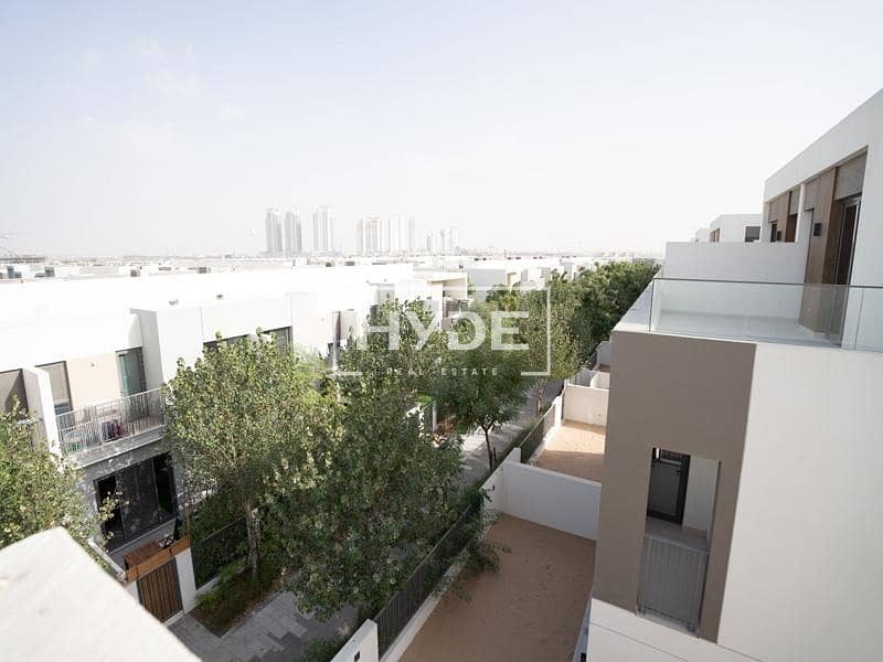位于蒂拉尔阿尔加夫综合社区,奥拉别墅区 5 卧室的别墅 6350000 AED - 11638584 位于蒂拉尔阿尔加夫综合社区,奥拉别墅区 5 卧室的别墅 6350000 AED - 11638584
