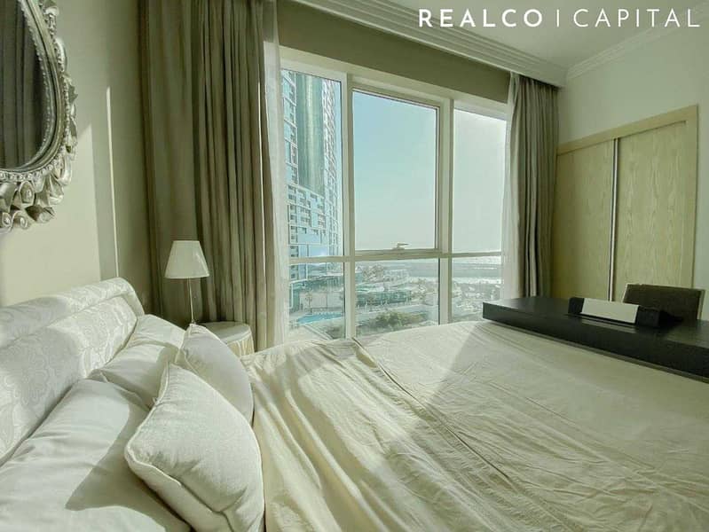 BEAUTIFUL TWO BEDROOM WITH MAID FOR RENT BEAUTIFUL TWO BEDROOM WITH MAID FOR RENT