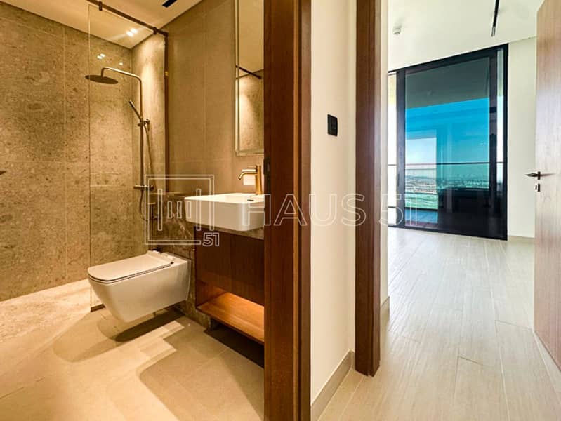 13 Trillionaire Residence 1515-7. jpg