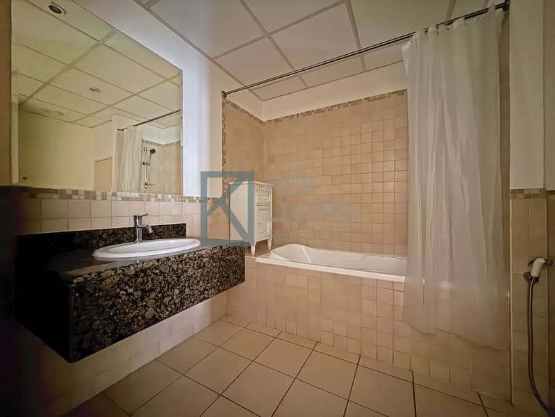 Multiple Options | Marina View | Spacious Layouts | Vacant - Image 17