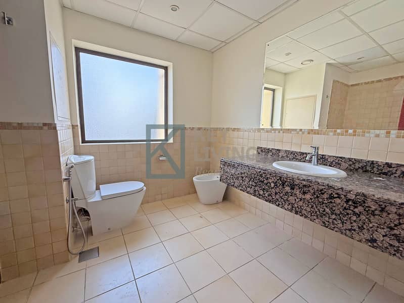 Multiple Options | Marina View | Spacious Layouts | Vacant - Image 27