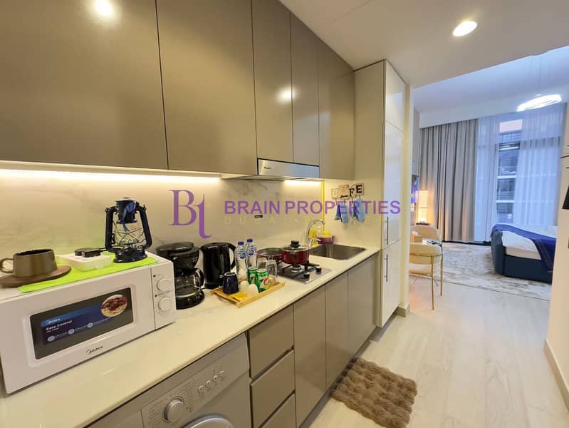 10 furnished-studio-apartment-in-dubai-azizi-riviera-brainproperties (1). jpg