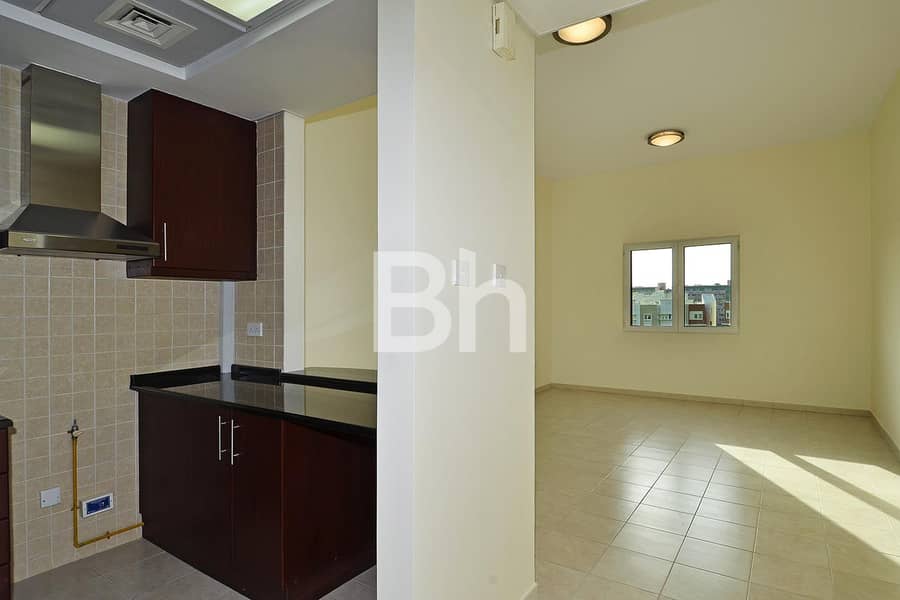 Managed | Unfurnished | Low Floor | Community View Managed | Unfurnished | Low Floor | Community View