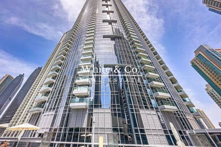 2 Bedroom Flat for Rent in Downtown Dubai, Dubai - Unfurnished | Chiller Free | Vacant Now
