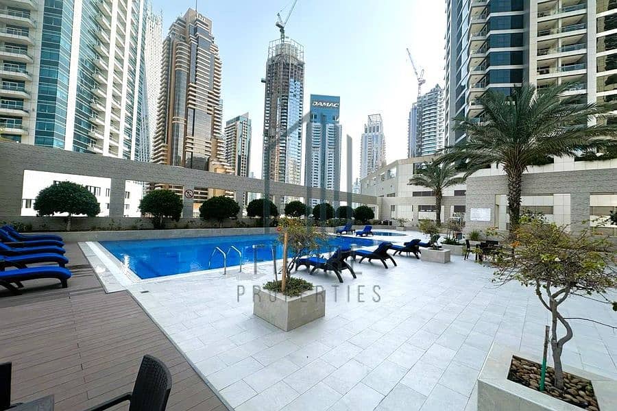 Ready to Move / Prime Location / fully New Upgraded / Close to Public Transport Ready to Move / Prime Location / fully New Upgraded / Close to Public Transport