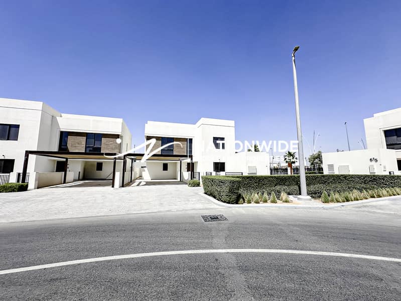 Hot Deal! Exclusive|Spacious Villa|Prime Location