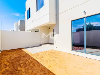 تاون هاوس 3 غرف نوم للبيع في جزيرة ياس، أبوظبي - تاون هاوس في نويا ڤيڤيا،جزيرة ياس 3 غرف 3650000 درهم - 11641192