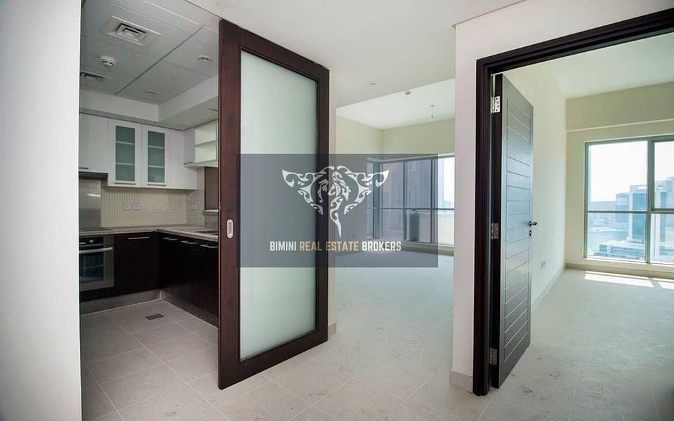 Spacious 1 Bed |Stunning Views|Balcony|Parking Spacious 1 Bed |Stunning Views|Balcony|Parking
