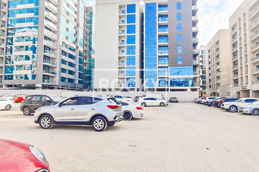 位于纳德-阿尔-哈马尔综合区 的住宅地块 18500000 AED - 11641730 位于纳德-阿尔-哈马尔综合区 的住宅地块 18500000 AED - 11641730