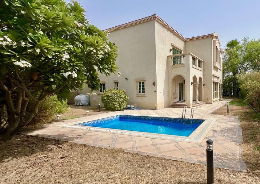位于朱美拉岛,伊斯兰风格区 4 卧室的别墅 550000 AED - 11642079 位于朱美拉岛,伊斯兰风格区 4 卧室的别墅 550000 AED - 11642079