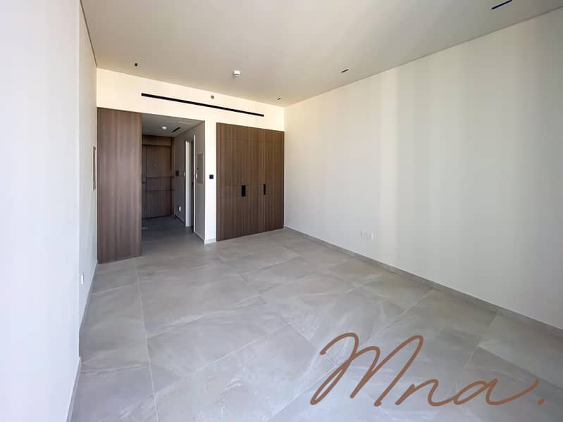 Brand New Studio | Pool view | Prime location Brand New Studio | Pool view | Prime location