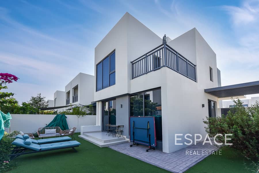 位于迪拜山庄,枫叶社区,枫叶3区 4 卧室的别墅 325000 AED - 11642837 位于迪拜山庄,枫叶社区,枫叶3区 4 卧室的别墅 325000 AED - 11642837