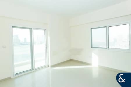 1 Bedroom Flat for Sale in Dubai Sports City, Dubai - Stunning Views | Balcony | 1 Bedroom
