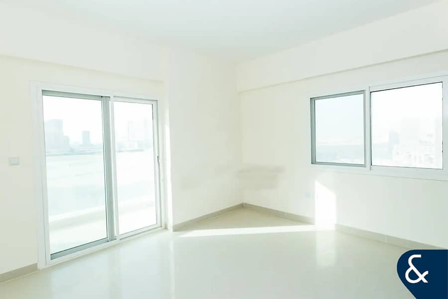 Stunning Views | Balcony | 1 Bedroom Stunning Views | Balcony | 1 Bedroom