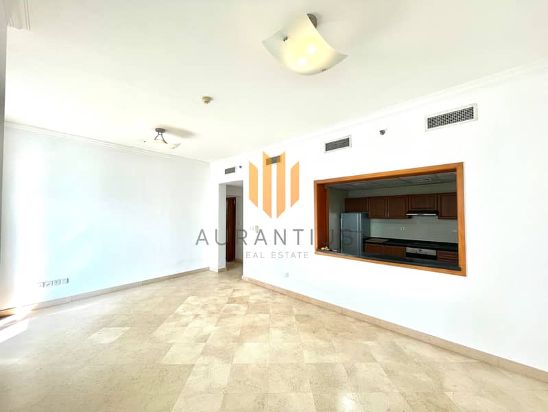 4 shams ur rehman dorra Bay Tower 2bhk living hall2. JPG
