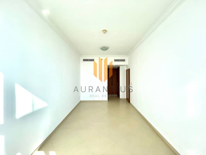 10 shams ur rehman dorra Bay Tower 2bhk master bedroom1. JPG