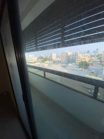 شقة 1 غرفة نوم للايجار في البستان، عجمان - صورة واتساب بتاريخ 2025-05-14 في 02.52. 53_ecae626f. jpg