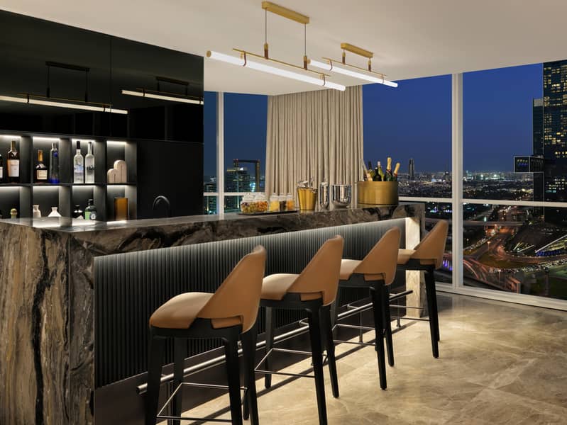 7 Presidential Suite - Bar. jpg