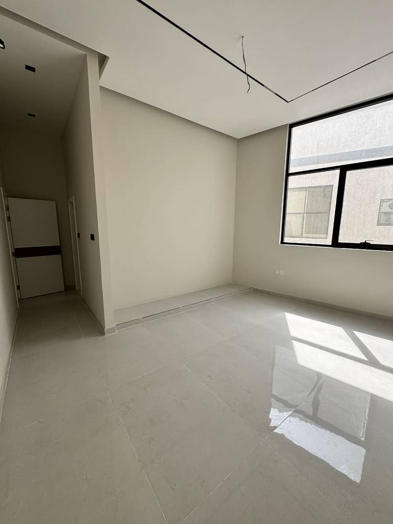 4 صورة واتساب بتاريخ 2025-05-12 في 01.01. 40_5de534b7. jpg