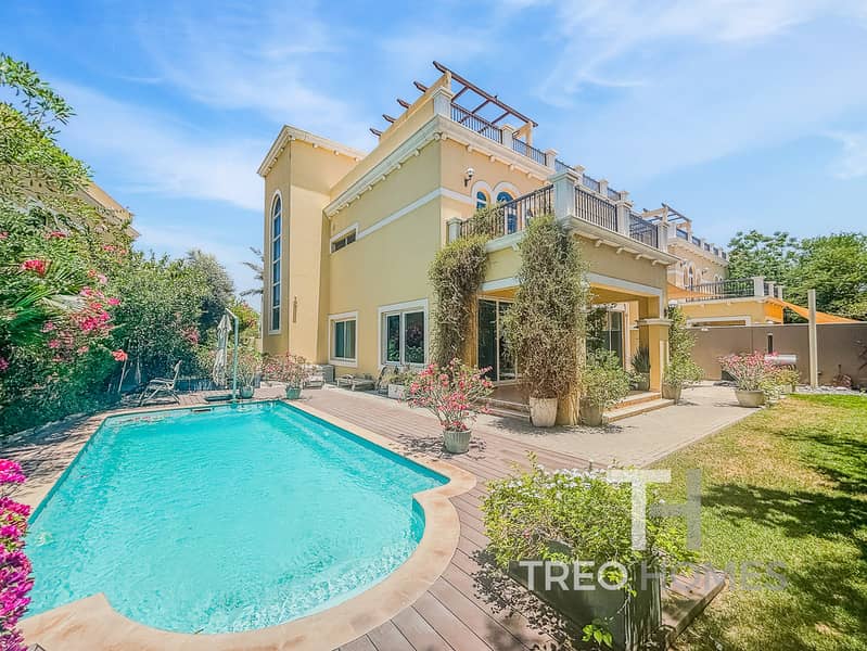 Вилла в Джумейра Парк,Дистрикт 9, 4 cпальни, 420000 AED - 11644216 Вилла в Джумейра Парк,Дистрикт 9, 4 cпальни, 420000 AED - 11644216